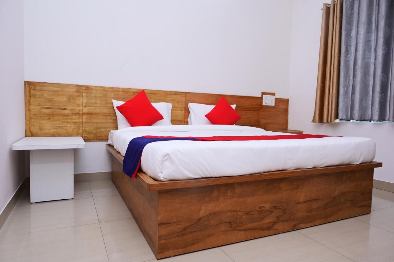 Hotel Stay Shine Mysore Buitenkant foto